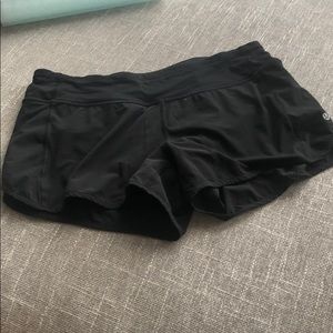 Lululemon size 8 black athletic shorts